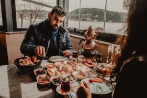Eating habits you should adapt to maintain your nutrition level and healthy life